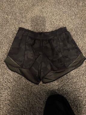 Women’s Lululemon Black Camo Athletic Shorts